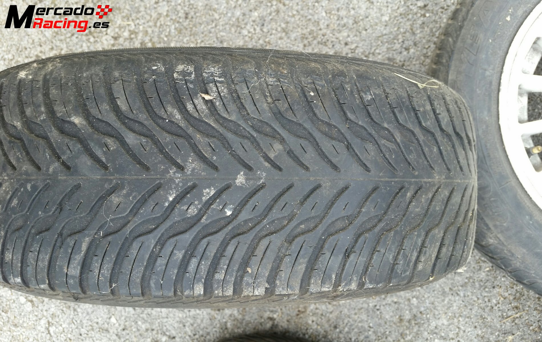 Se venden llantas 13 