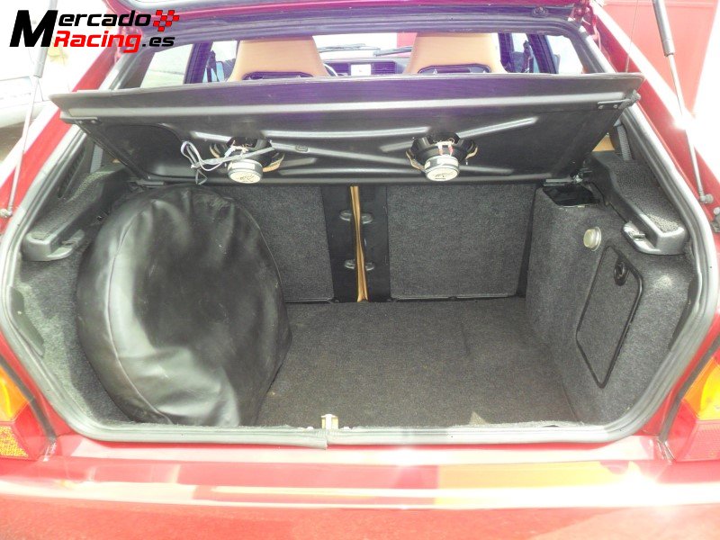 Vendo  lancia delta 16v integrale 5p. ano 1995  15500  km