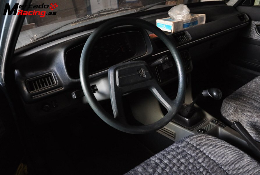 Se vende peugeot 505 sti