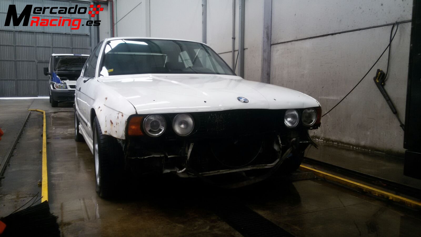 Se vende bmw 535i e34