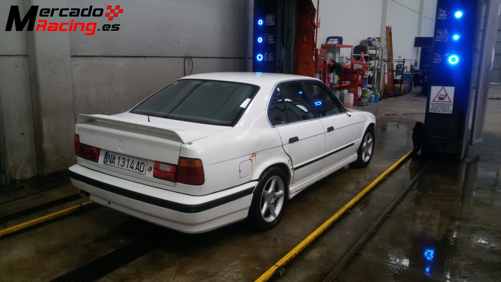 Se vende bmw 535i e34