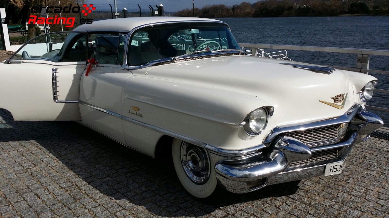 Cadillac sedan deville