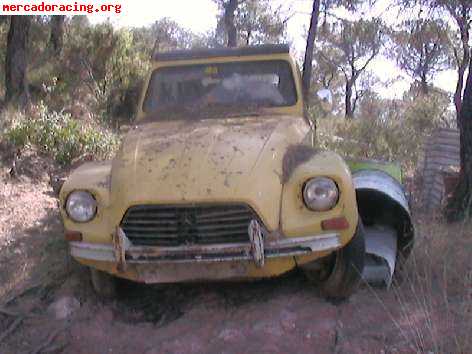 Vendo un 2cv amarillo para piezas o para restaurar