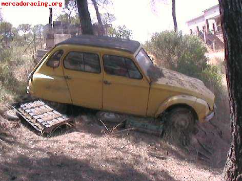 Vendo un 2cv amarillo para piezas o para restaurar