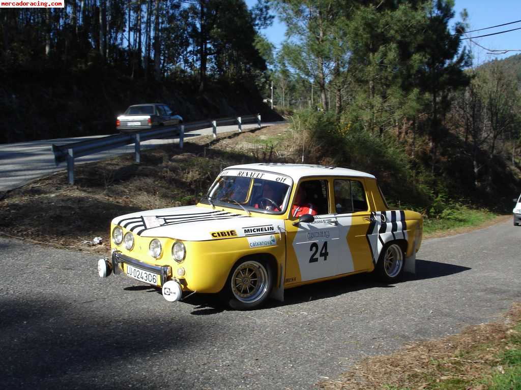 Se vende  renault 8  gr. v  replica