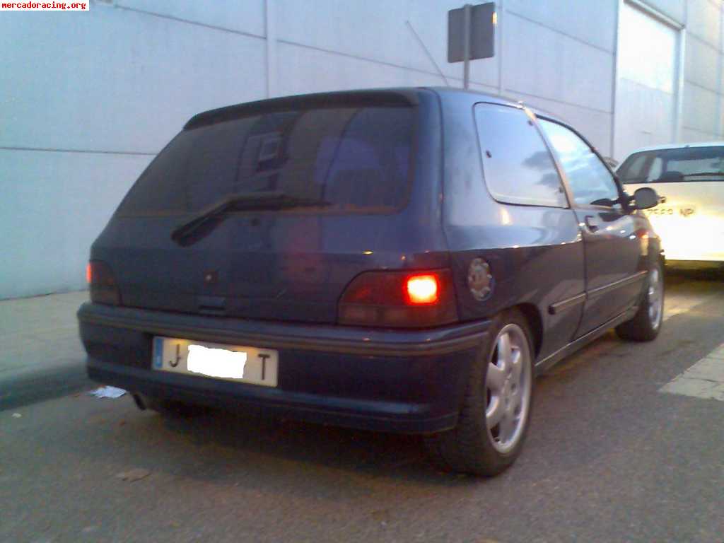 Vendo renault clio 1.8 16v