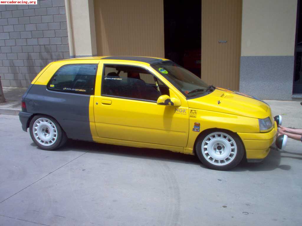 Renault clio competicion