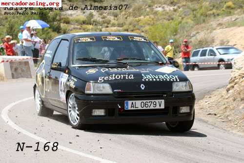 Se vende clio williams gr.a de rallyes