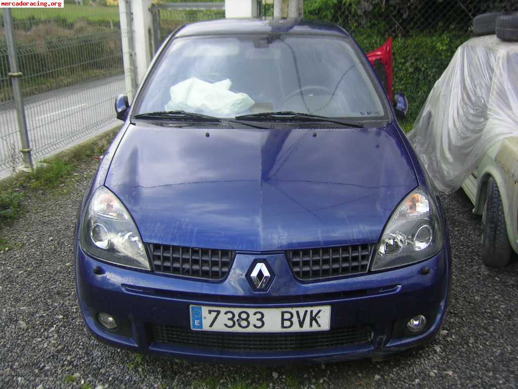 Vendo siniestro renault clio sport año 2002