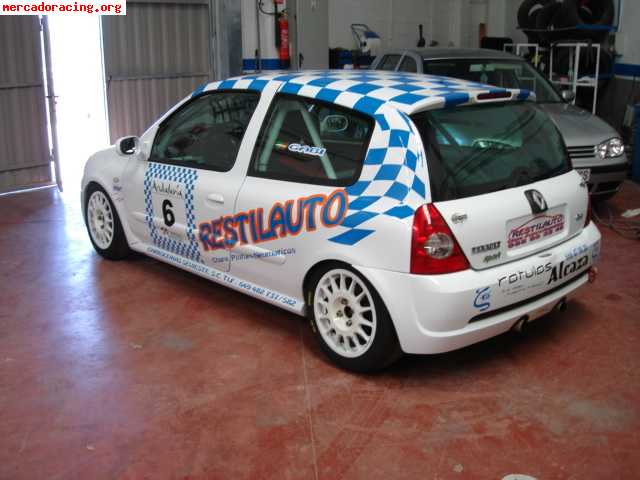 Renault clio cup 05