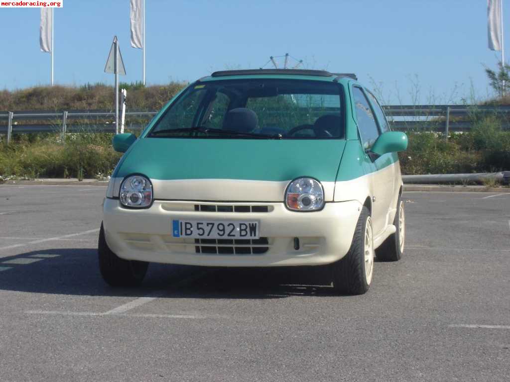 Urgente twingo x coche de competicion