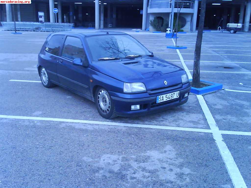 Se vende o cambia renault clio 1.8 16v del 92 sin catalizar 