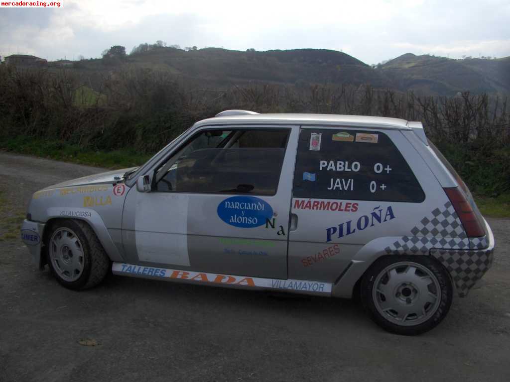 Se vende r5 turbo gr.a