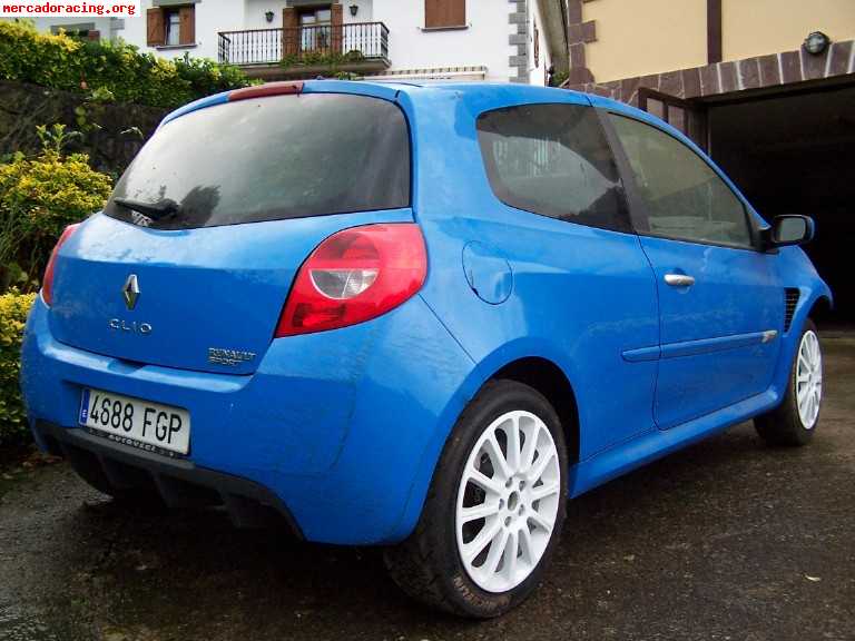 Se vende renault clio sport iii + barras r3