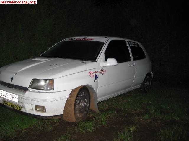 Renault clio 16v.