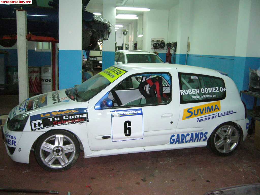 Clio sport cup, año 2004, 11.800€