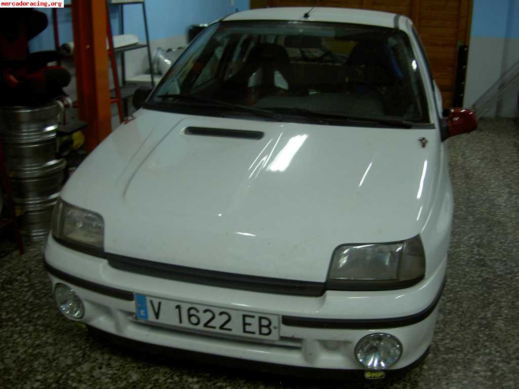 Vendo renault clio 16v montado y sin carreras