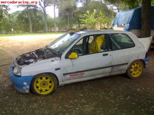 Se vende renault clio 16v