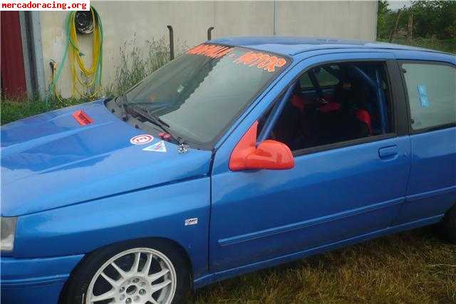 Se vende clio de asfalto o se cambia por saxo 16v