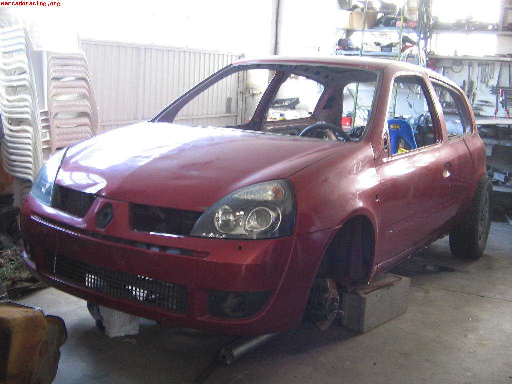  renault clio v6