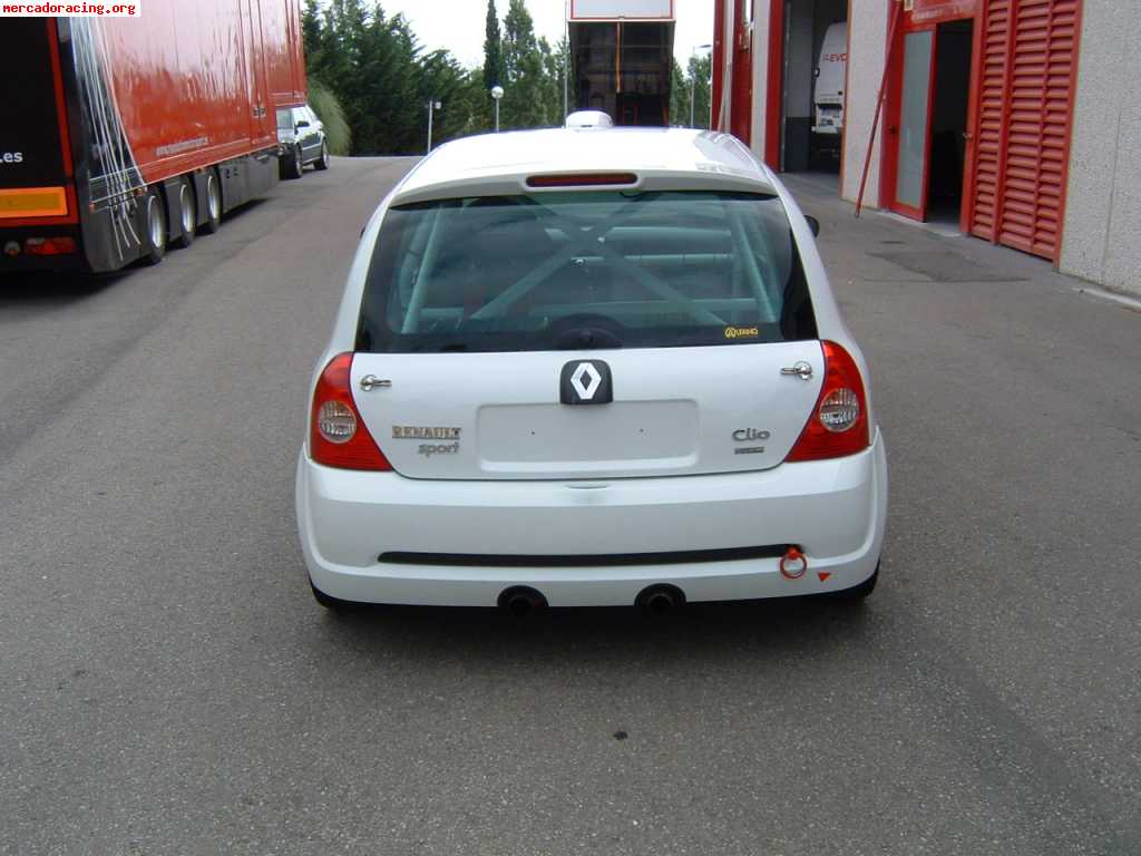 Vendo clio cup 2005 sin carreras