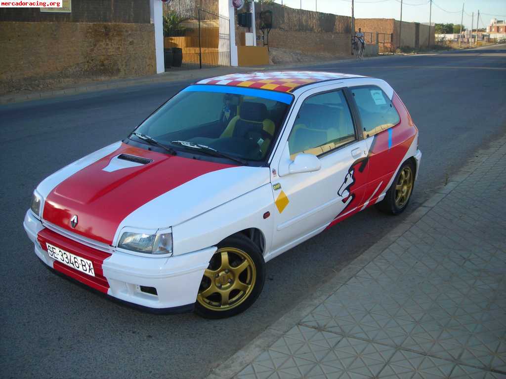 Vendo o cambio clio 16v         a toda prueba