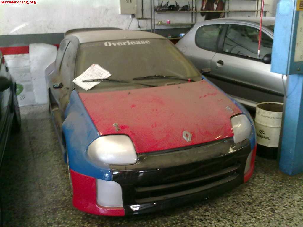 Clio v6 trophy