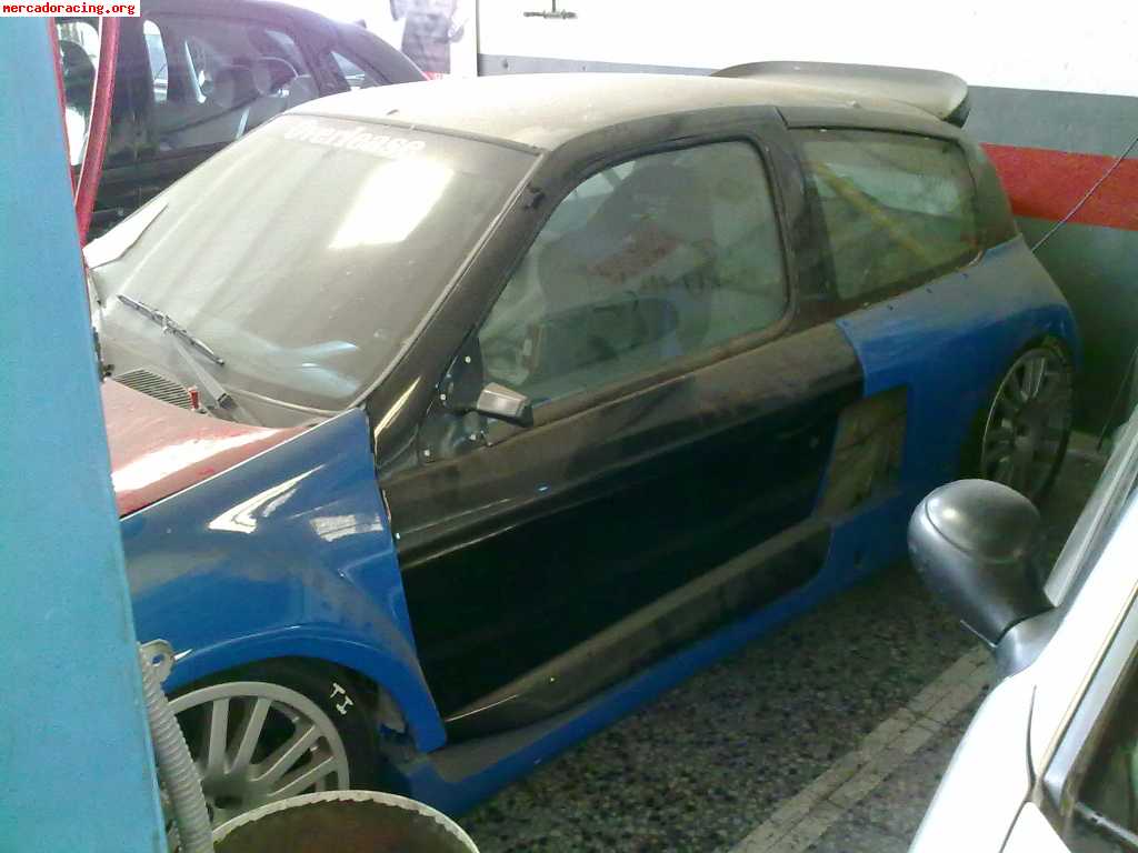 Clio v6 trophy