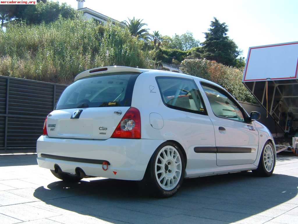 Clio cup 2005