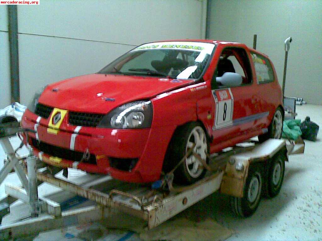 Clio rs con secuencial ,accidentado