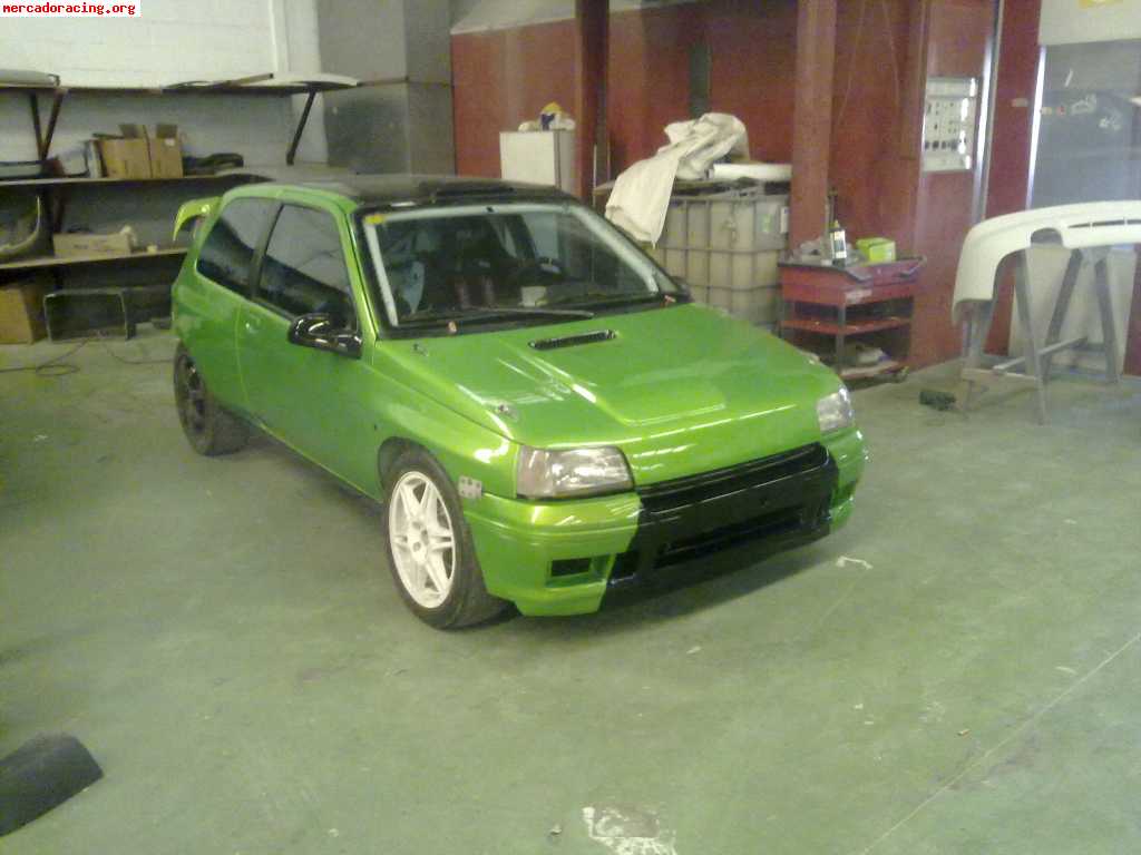 Clio williams kit car estrecho