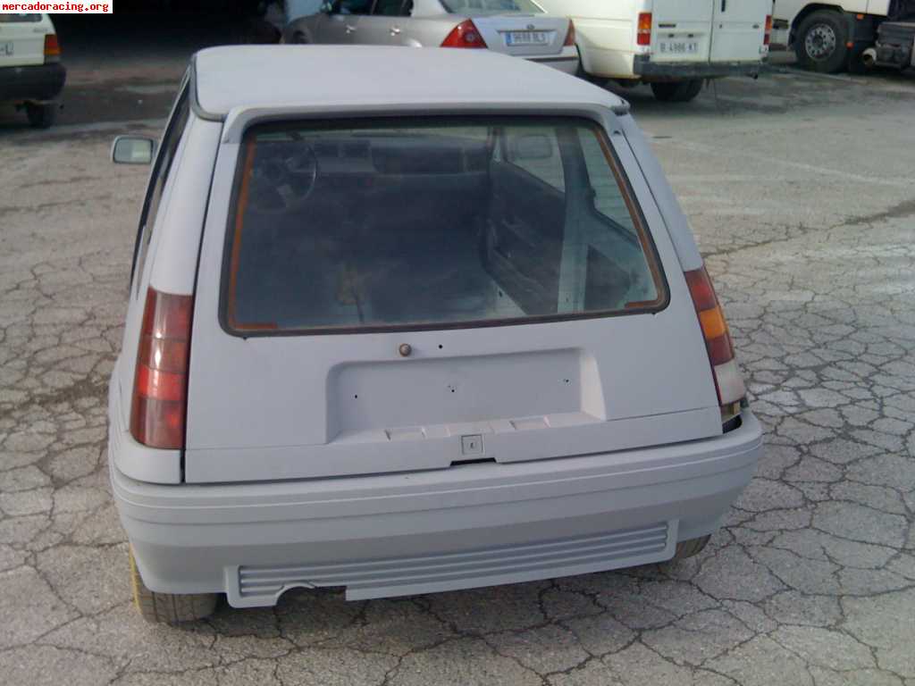 Se vende carroceria de r5 turbo