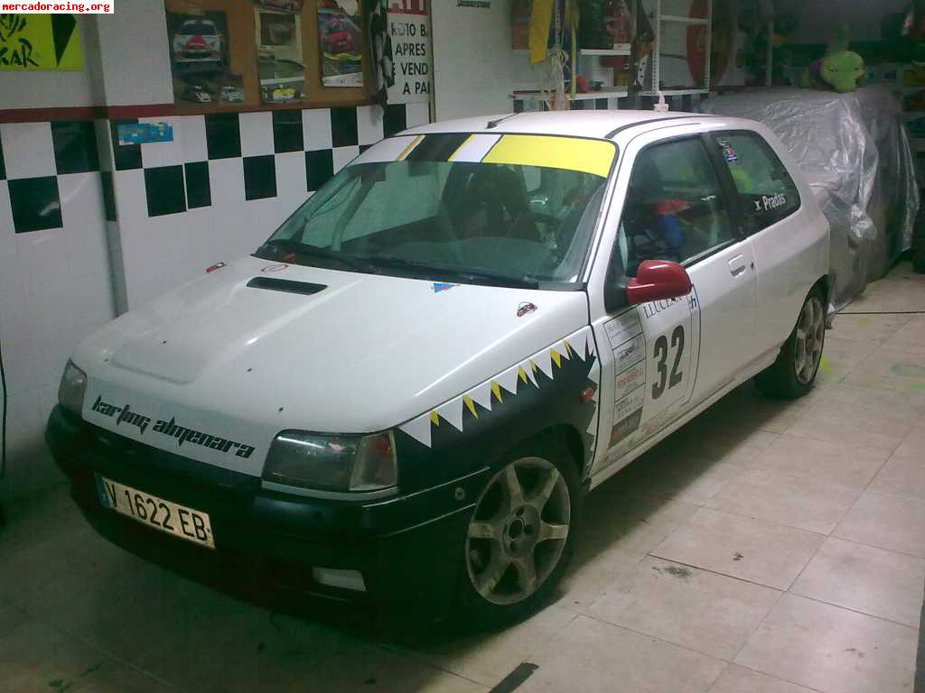 Renault clio 16v x 2700€
