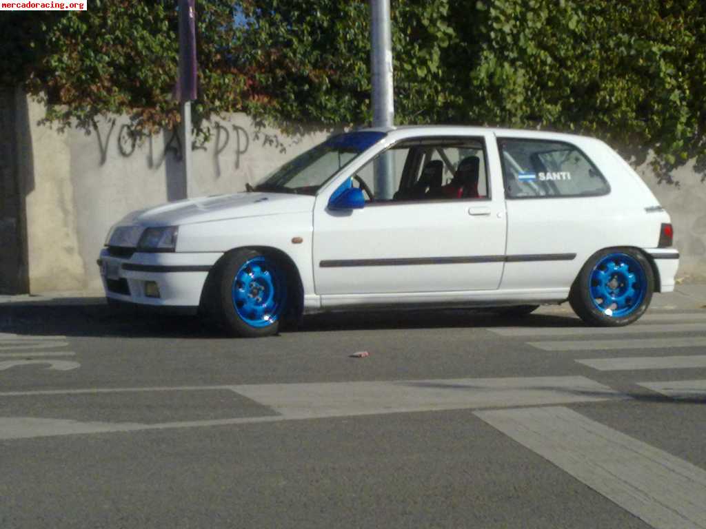 Se vende renault clio 1.8 16v grupo  n 