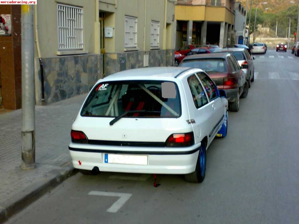 Se vende renault clio 1.8 16v grupo  n 