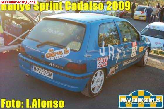 Renault clio 16v de rallys con mucho repuesto