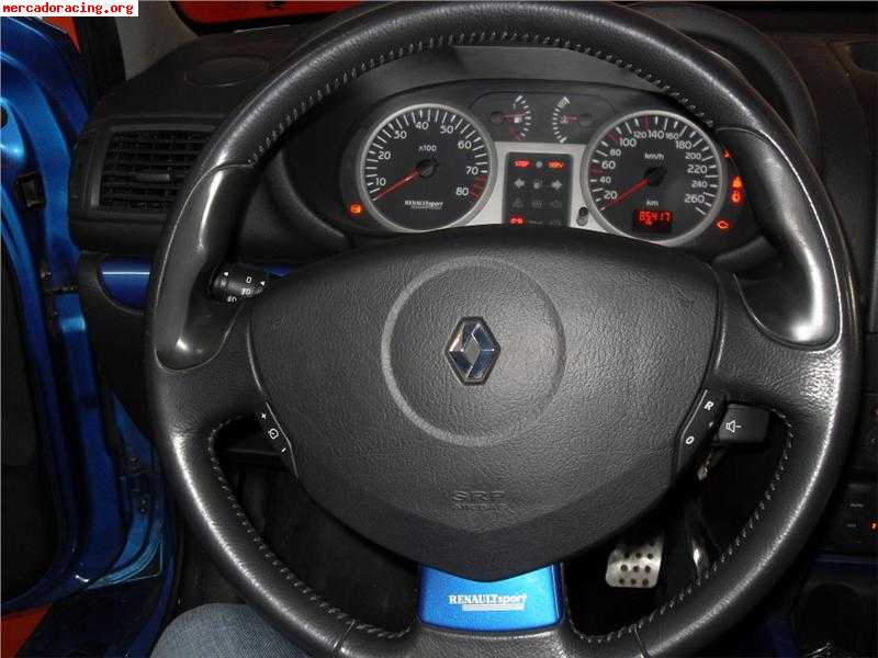 Se vende renault clio v6 sport