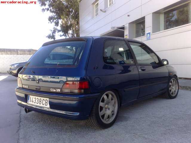 Renault clio 16v, para circuitos pero homolgoado para calle 