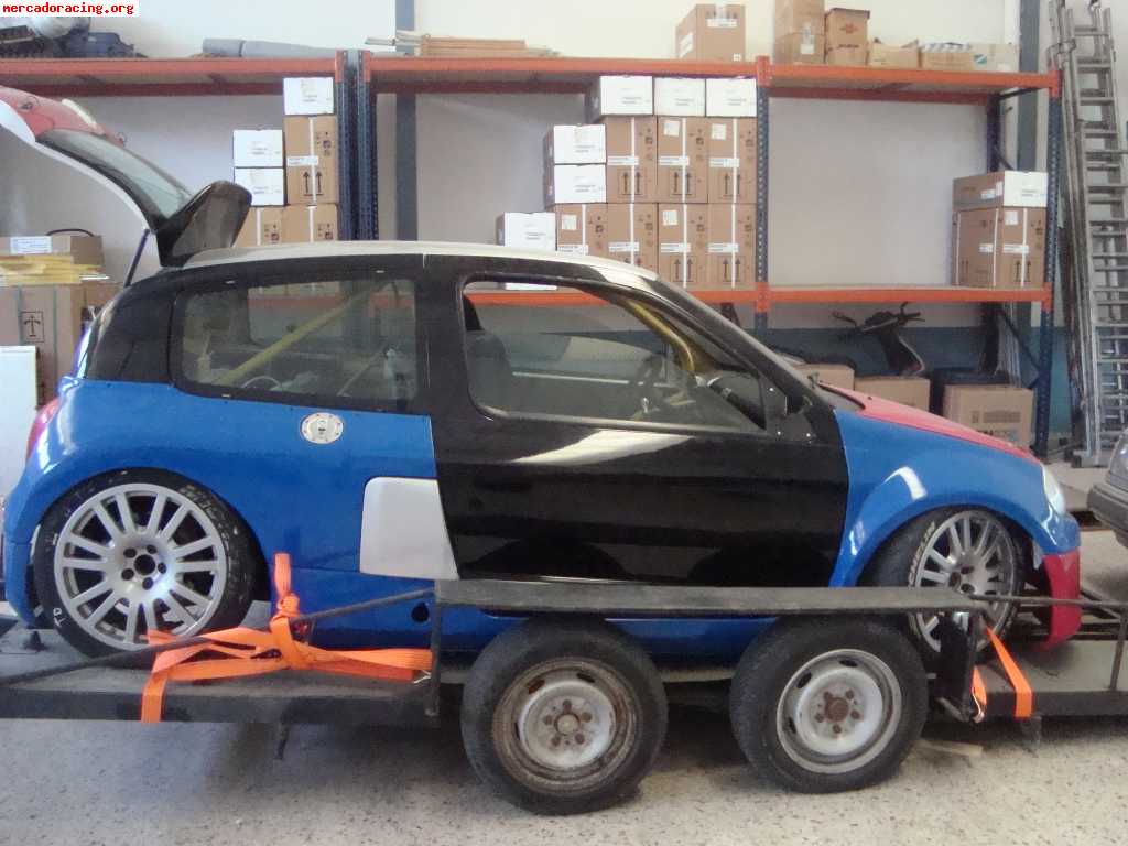 Clio v6 trophy