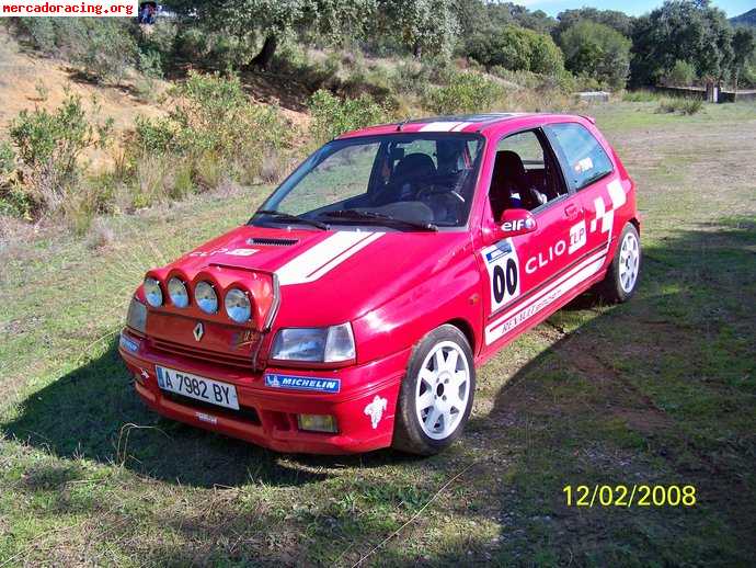 Clio 16v de capricho