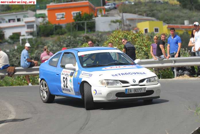 Renault megane de rallyes