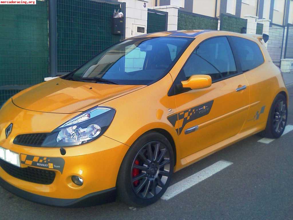 Clio sport r27 14.450 €