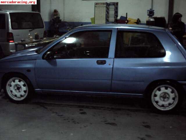 Vendo 2 renault clio 16v. 