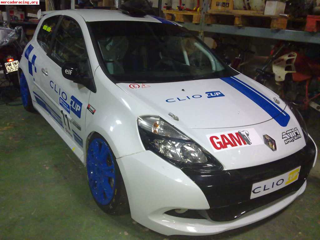 Clio cup 23900€