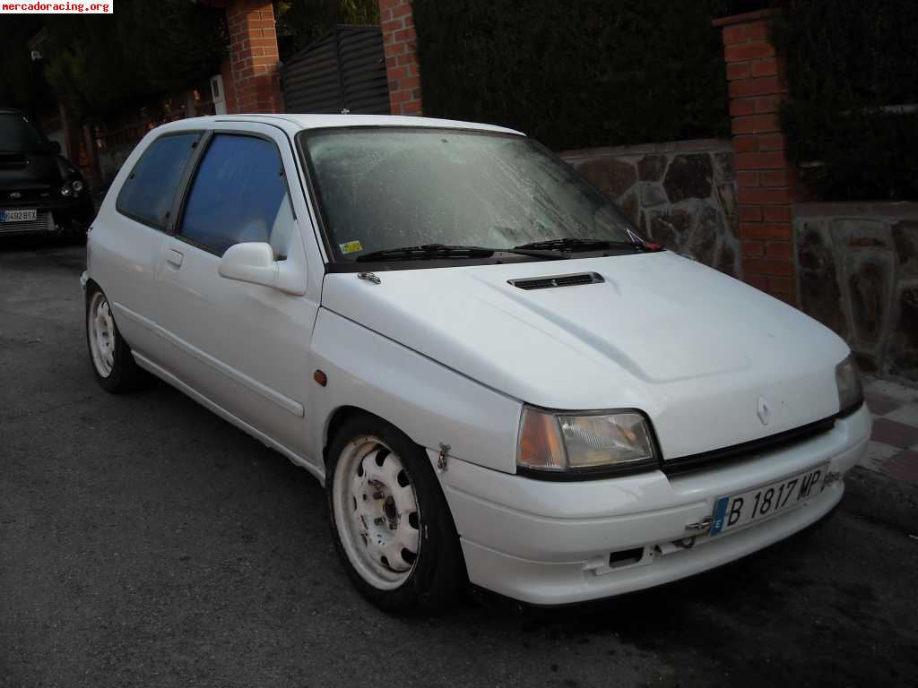 Se vende renault clio 16v rally