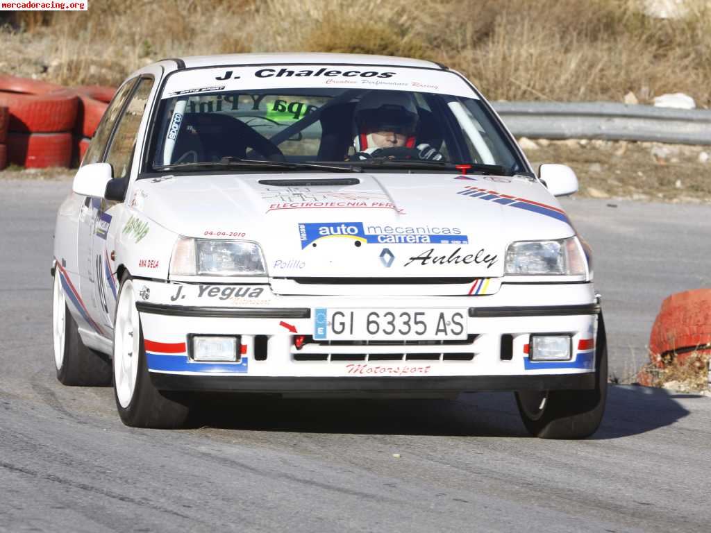 Se vende clio con documentacion de rallys 