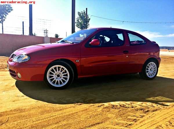 Renault megane coupe 2.0 140 cv
