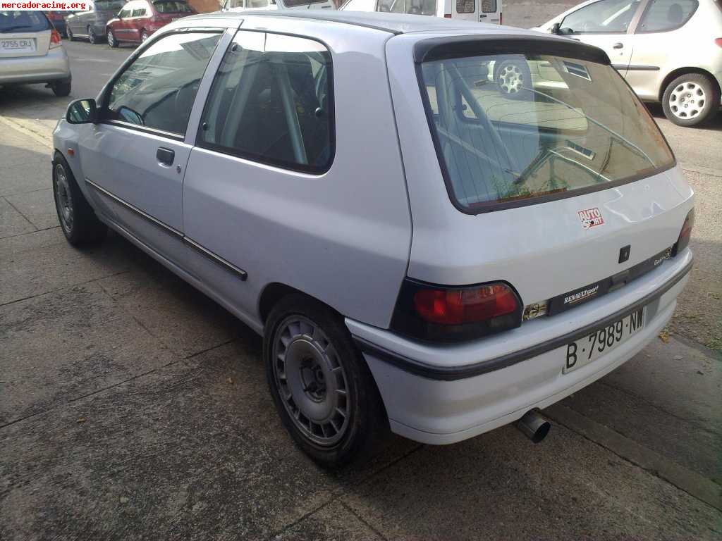 Vendo renault clio 16v impecable!!!!!!