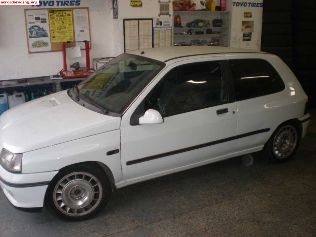 Renault clio 16v 