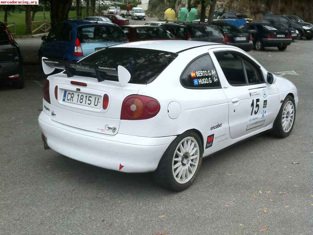 Renault megane max-f-2000 (vendo o cambio)